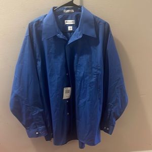 Van Heusen blue button up collared shirt, new with tags